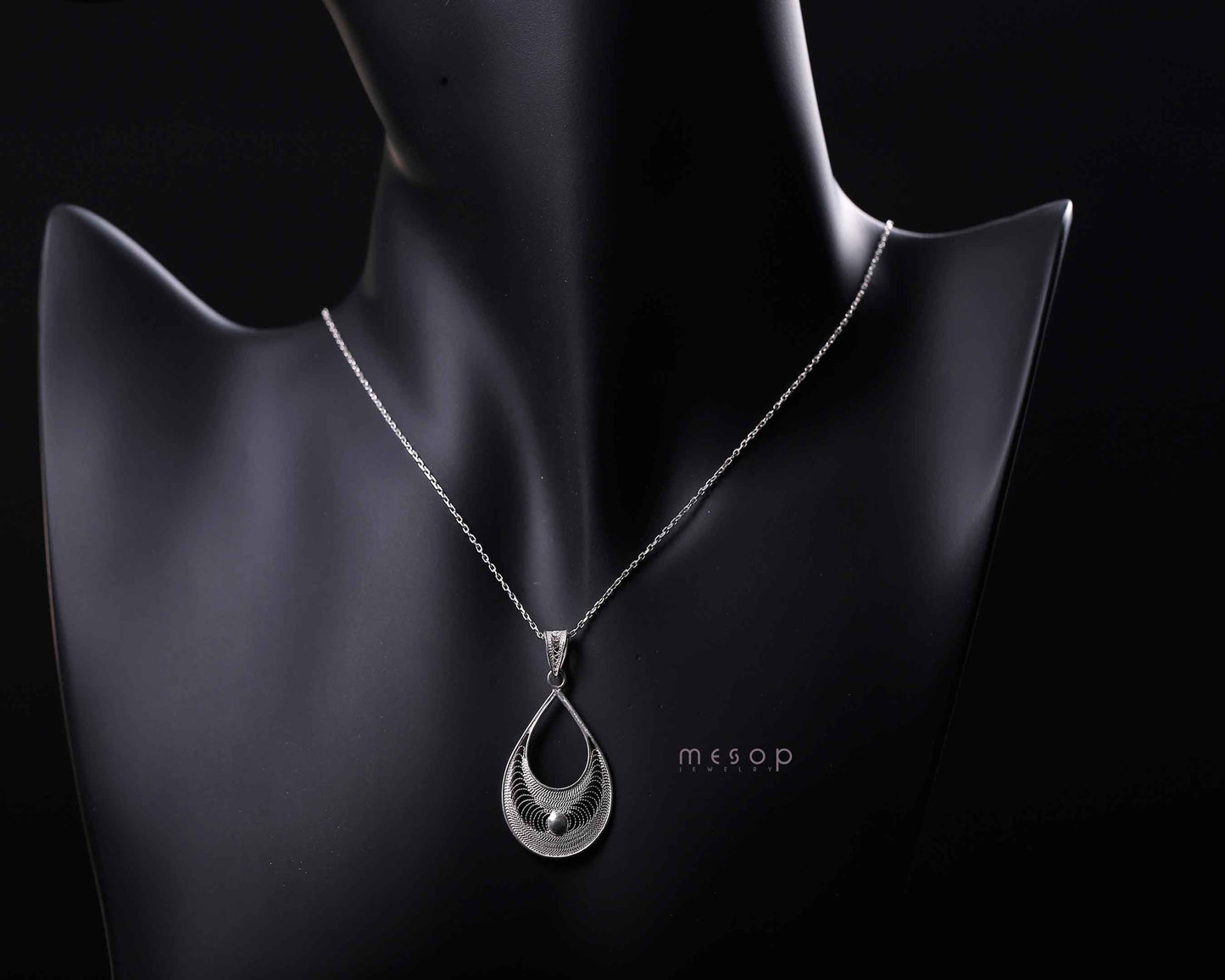 Solo Tearfall Pendant